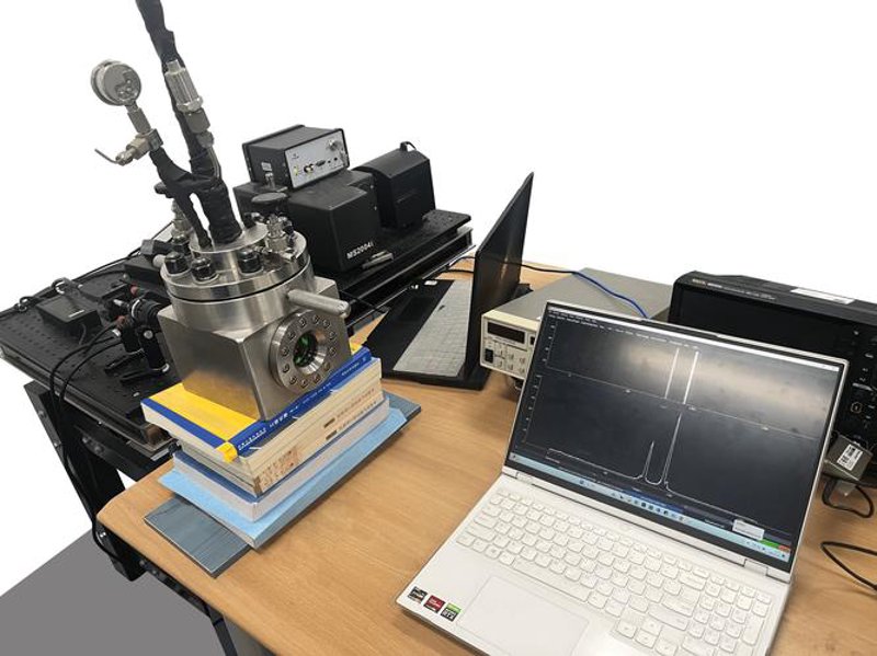 手持拉曼光谱仪：现代科学分析利器